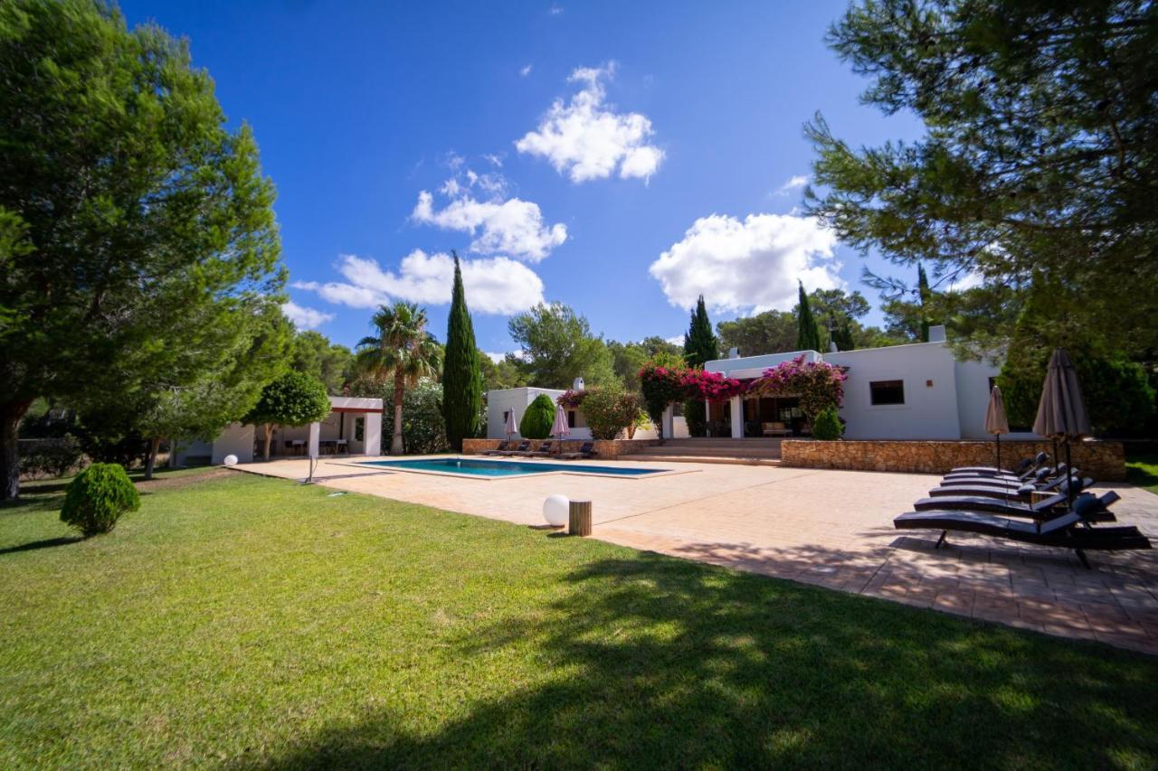 Villa Tegui Is A Luxury Villa Close To San Rafael And 10 Min Drive To Ibiza Town And San Antonio San Rafael De Sa Creu Luaran gambar