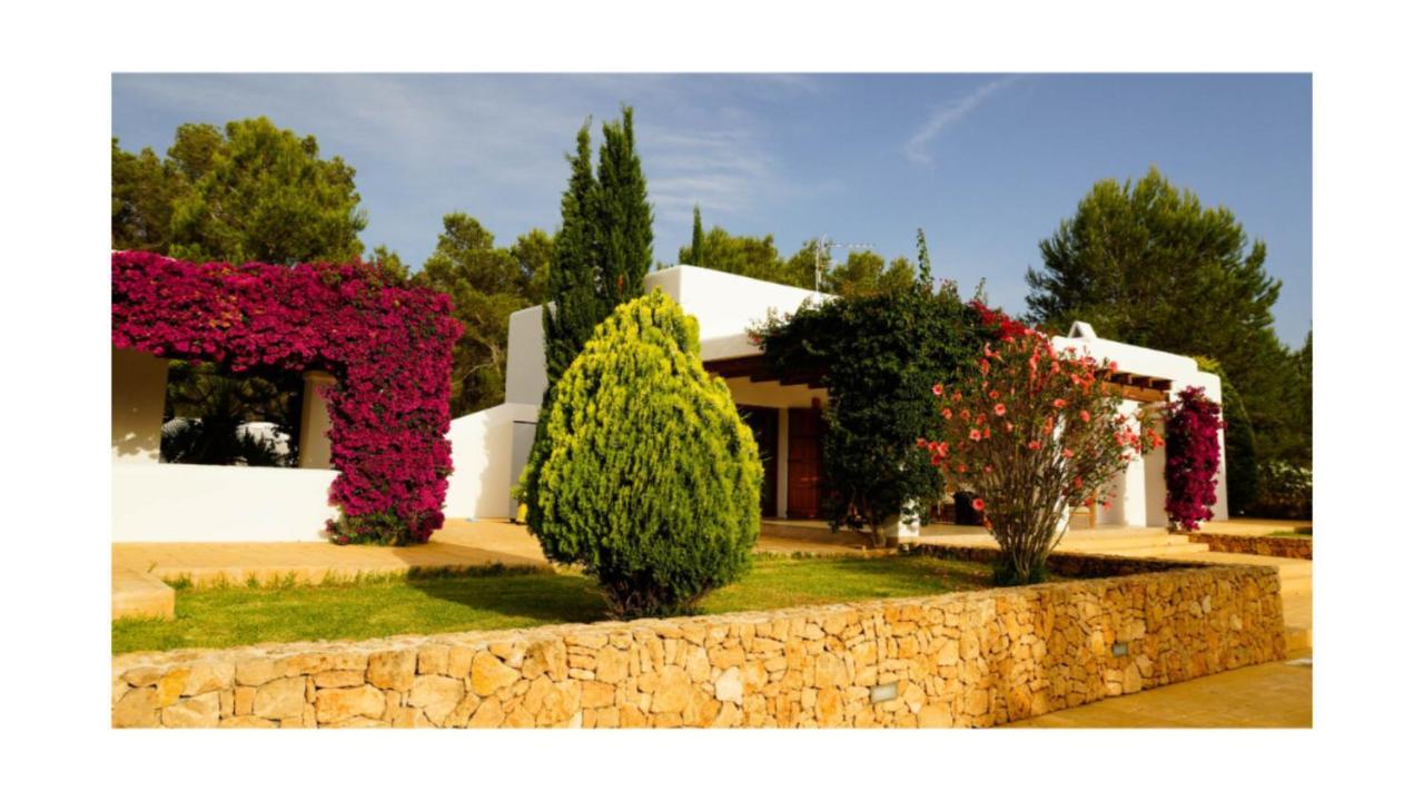 Villa Tegui Is A Luxury Villa Close To San Rafael And 10 Min Drive To Ibiza Town And San Antonio San Rafael De Sa Creu Luaran gambar